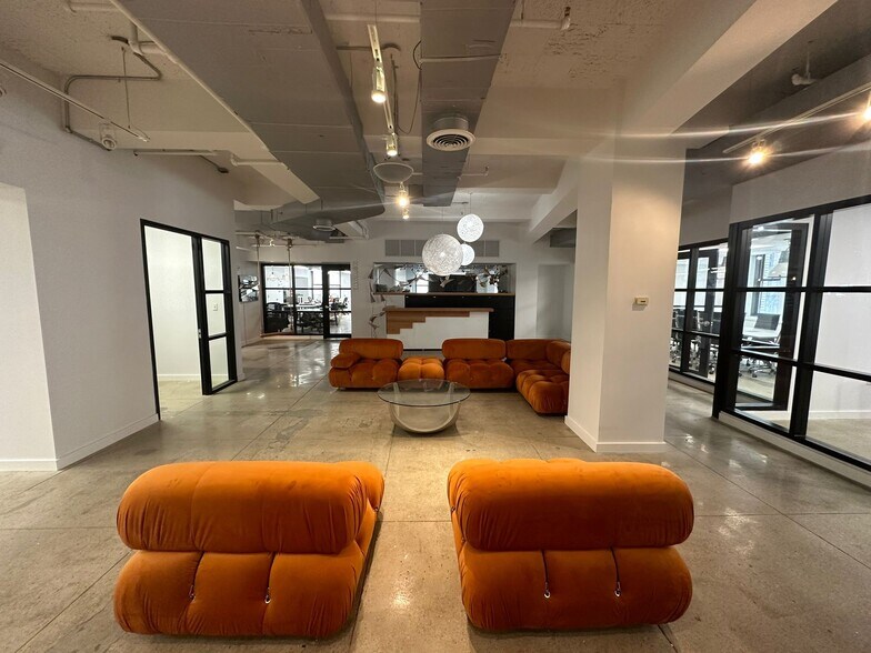 More Photos Of 111 John St, New York Office For Lease