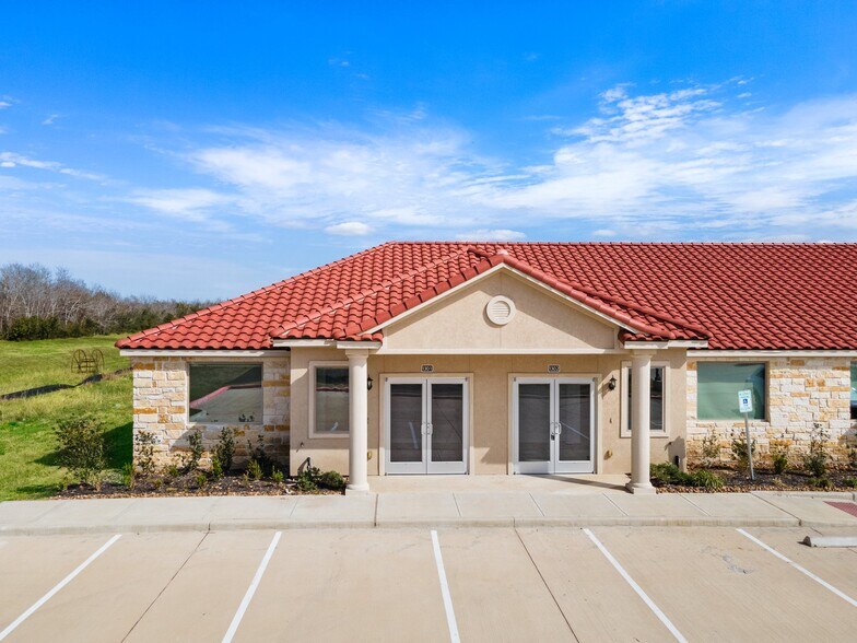 More Photos Of 2743 Smith Ranch Rd, Pearland Loft Creative Space For Sale