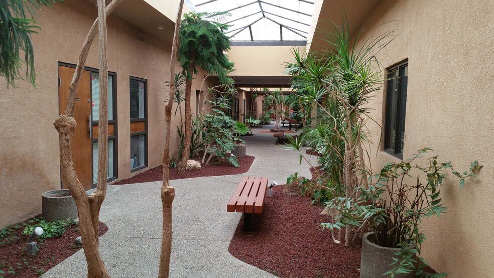 More Photos Of 7520 Montgomery Blvd NE, Albuquerque Medical For Lease