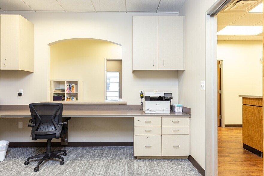 More Photos Of 11901 W Parmer Ln, Cedar Park Medical For Sale