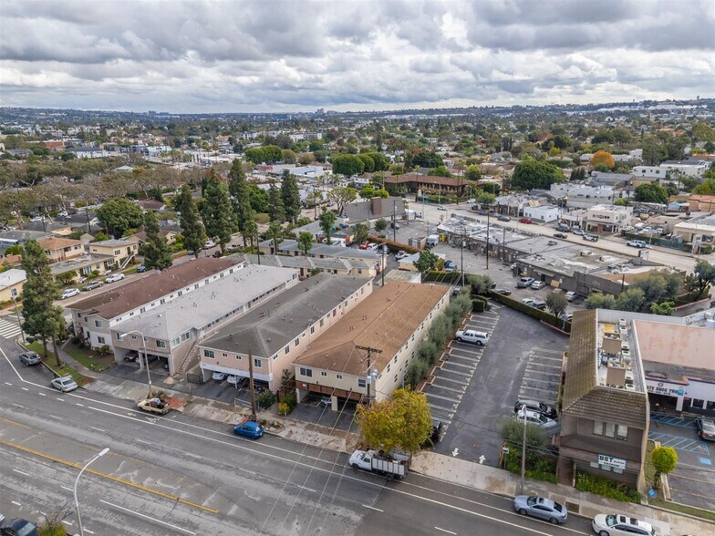 More Photos Of 12592 Washington Pl, Los Angeles Apartments For Sale