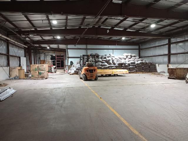 More Photos Of 236 S 2nd St, Butternut Distribution For Lease