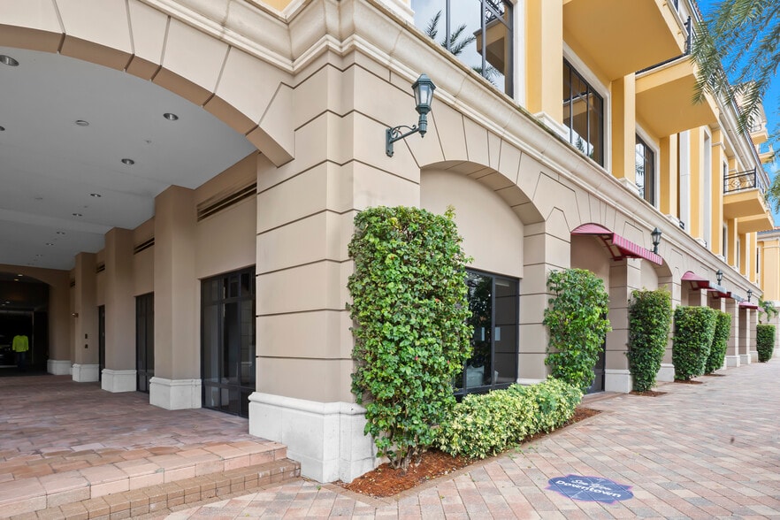 More Photos Of 200 E Palmetto Park Rd, Boca Raton Apartments For Lease