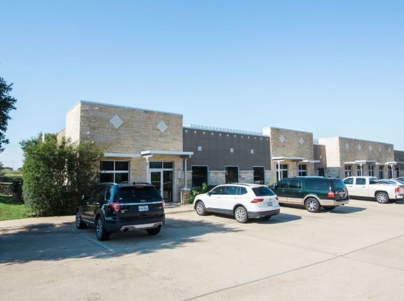 More Photos Of 4421 Highway 6, College Station Medical For Lease