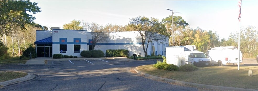 Primary Photo Of 2343 NW 135th Ln, Andover Manufacturing For Sale