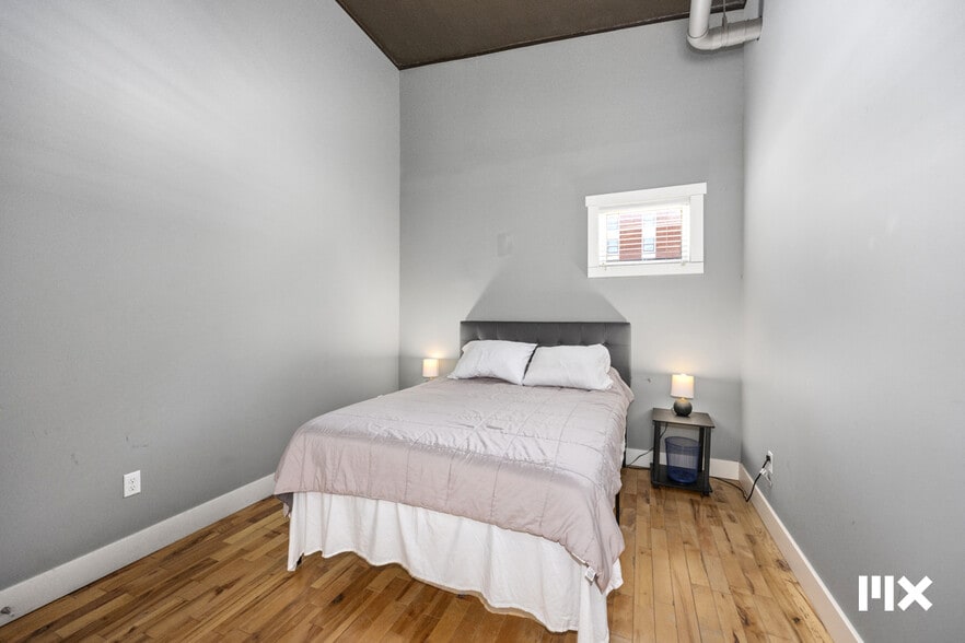More Photos Of 139 Pearl St NW, Grand Rapids Multifamily For Sale