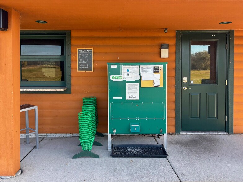 More Photos Of 20101 W Cleveland Ave, New Berlin Golf Course Driving Range For Sale