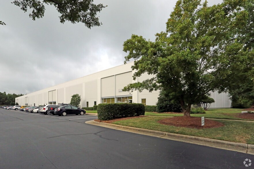 More Photos Of 9200 Globe Center Dr, Morrisville Unknown For Lease