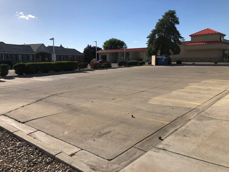 More Photos Of 201-225 N State St, Orem Medical For Lease