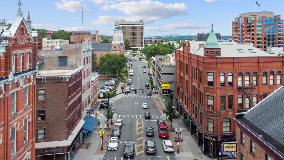 More Photos Of 82 N Pearl St, Albany Apartments For Sale
