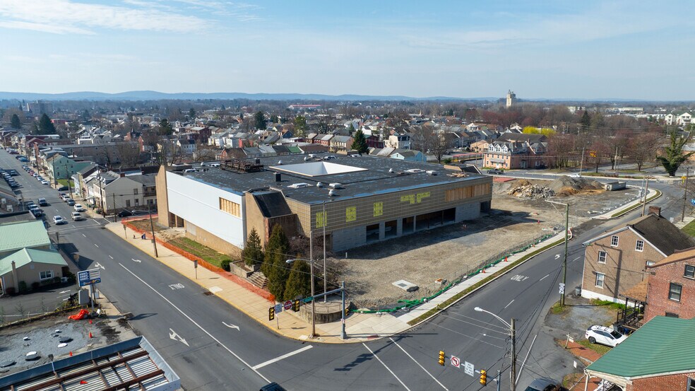 Primary Photo Of 900 Maple Street, Lebanon Office For Sale