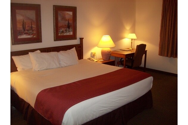 More Photos Of 1401 N 2nd St, Cherokee Hotel For Sale