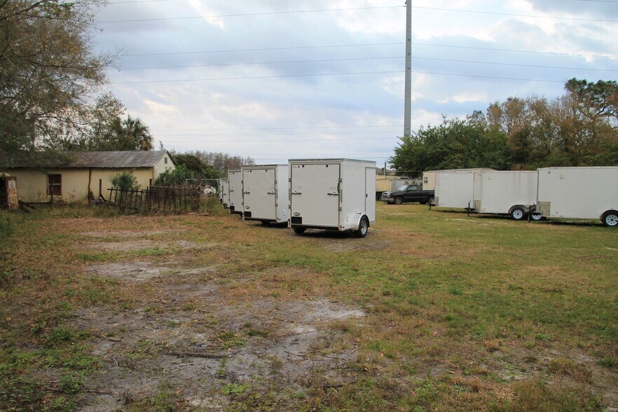 More Photos Of 18721 N Dale Mabry Hwy, Lutz General Retail For Lease