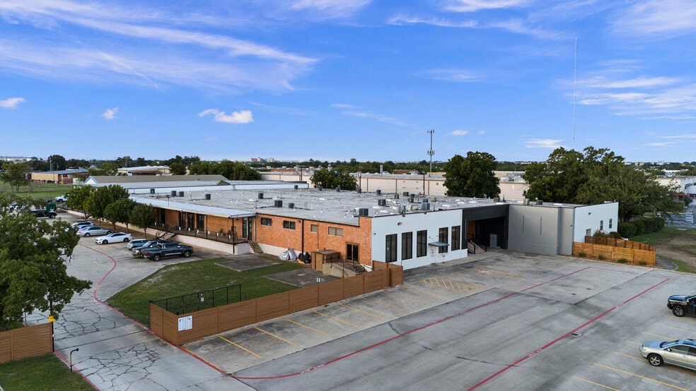 More Photos Of 3363 E Commerce St, San Antonio Warehouse For Sale