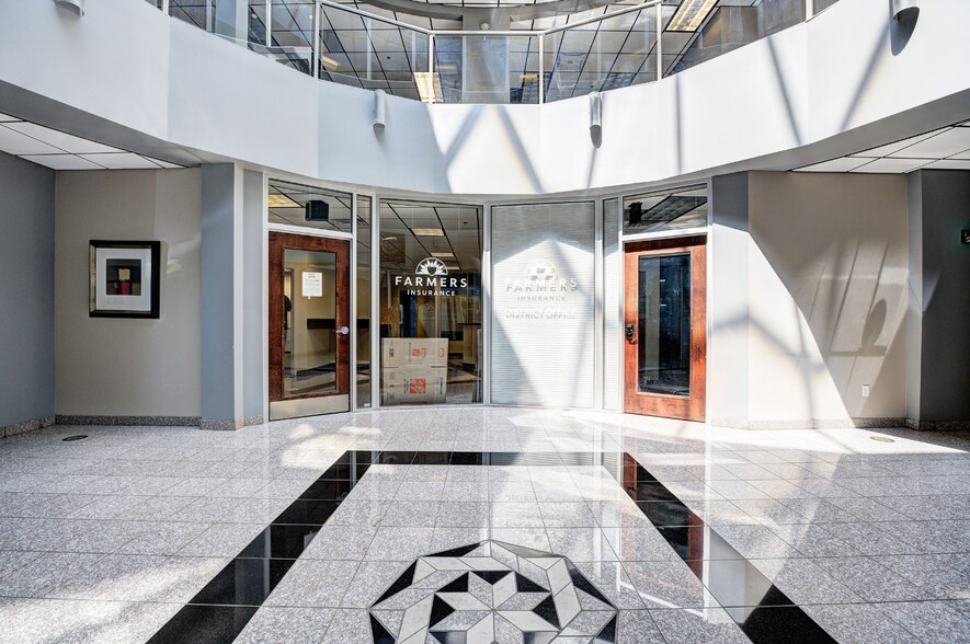 More Photos Of 700 Belford Ave, Grand Junction Loft Creative Space For Sale