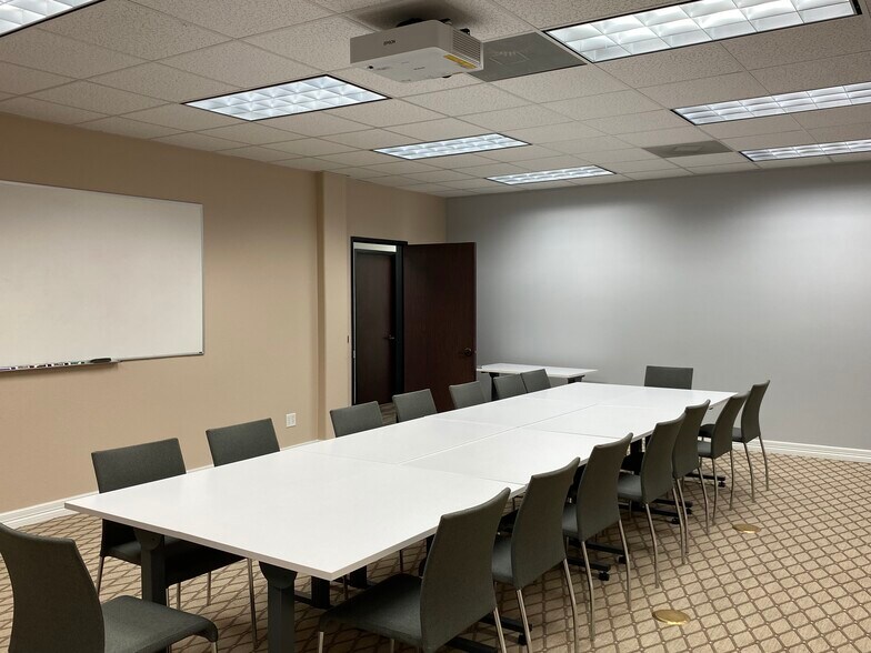 More Photos Of 96 Beach Walk Blvd, Conroe Medical For Lease