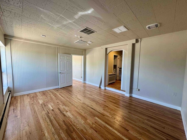 More Photos Of 1399 Kipling St, Lakewood Office Residential For Sale