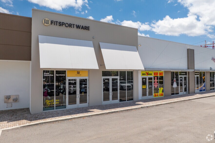 More Photos Of 10890 NW 17th St, Doral Storefront Retail Office For Sale