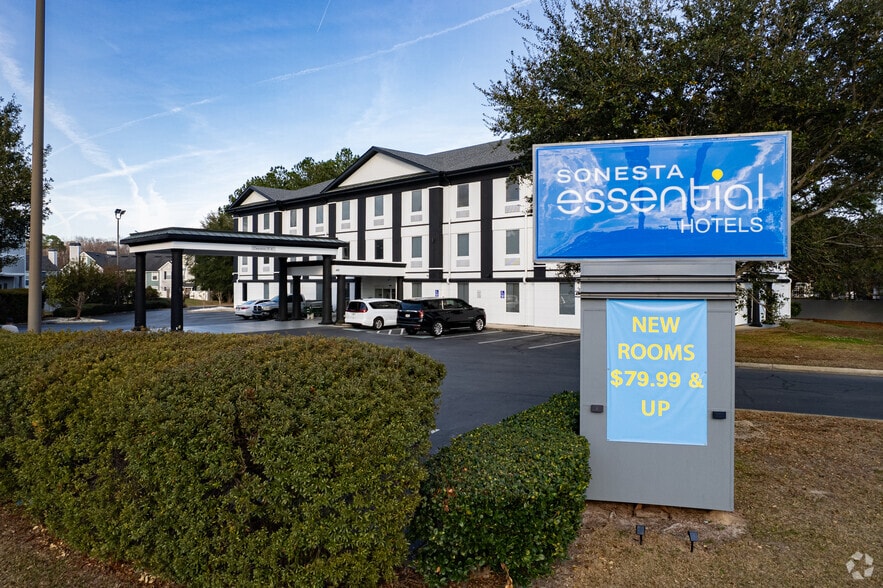 More Photos Of 480 Al Henderson Blvd, Savannah Hotel For Sale
