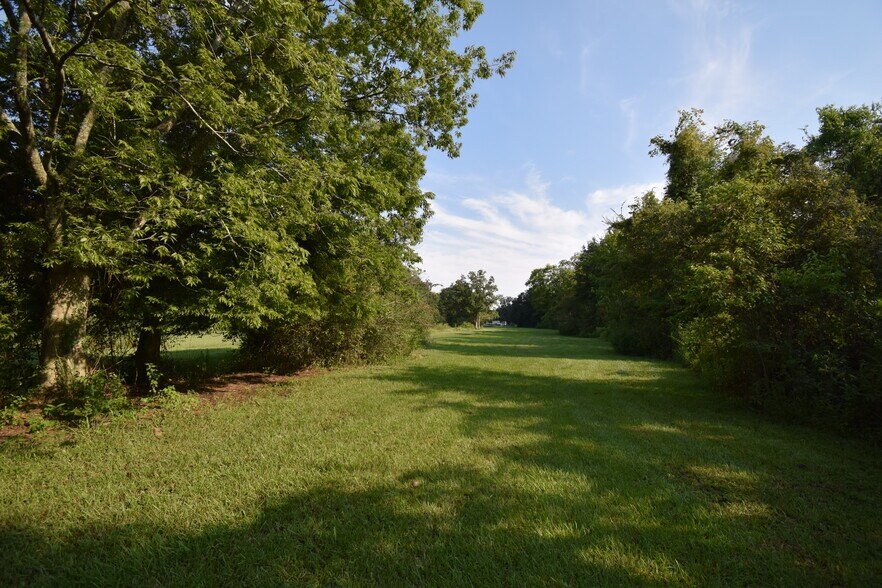 More Photos Of 2315 LA-1 South, Donaldsonville Land For Sale
