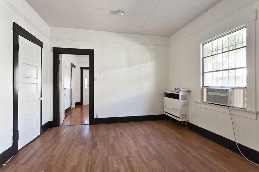 More Photos Of 534 Casanova St, Los Angeles Apartments For Sale