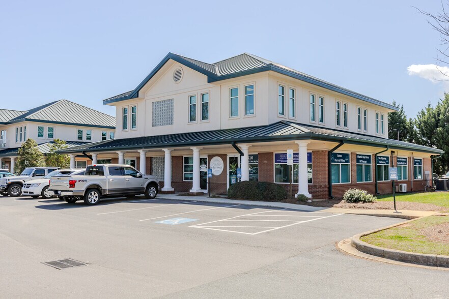 More Photos Of 1616-1632 Village Harbor Dr, Clover Office For Lease