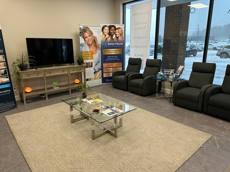 More Photos Of 198 Maine Mall Rd, South Portland General Retail For Sale