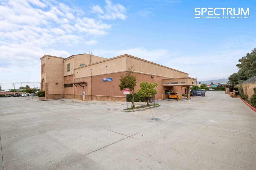 More Photos Of 13803 Foothill Blvd, Sylmar Drugstore For Lease