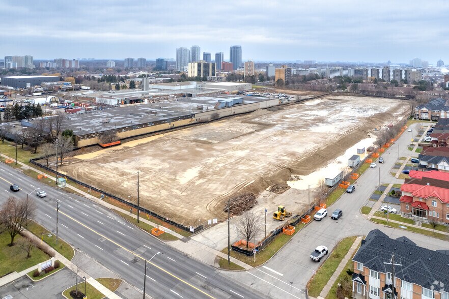 More Photos Of 1845 Birchmount Rd, Toronto Industrial For Lease