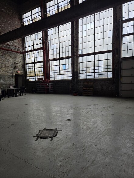 More Photos Of 5020 S Colorado Ave, Seattle Warehouse For Sale