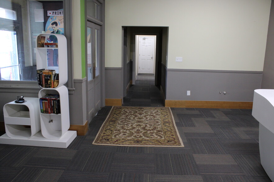 More Photos Of 1505 Cummings Dr, Richmond Warehouse For Lease