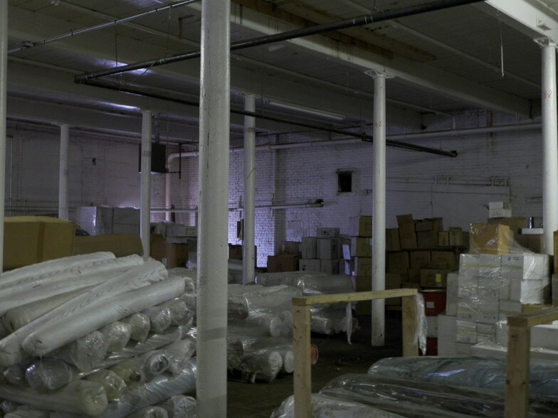 More Photos Of 7 Dunnell Ln, Pawtucket Warehouse For Lease