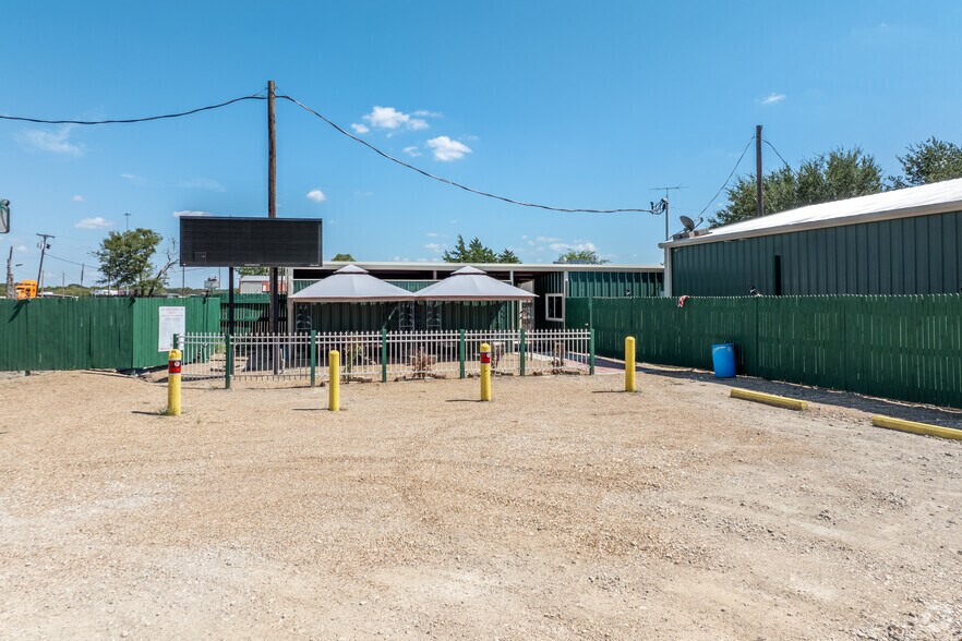 More Photos Of 3769 E I-30 & Hwy 24, Campbell Sports And Entertainment For Sale