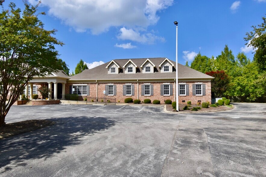 More Photos Of 209 Oil Well Rd, Jackson Healthcare For Lease