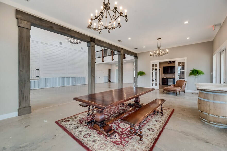 More Photos Of 955 Jack Eastham, Avalon Land For Sale