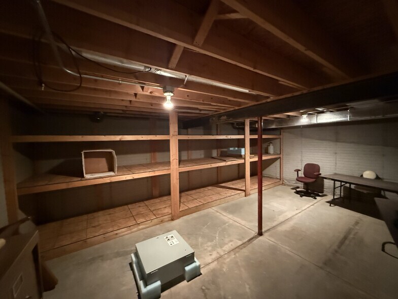 More Photos Of 2229 W Laskey Rd, Toledo Office For Sale