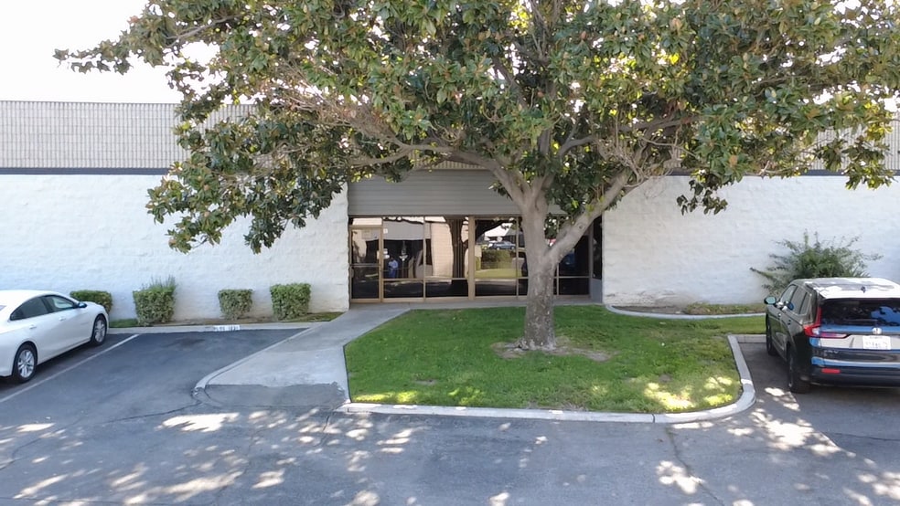 More Photos Of 1831 S Commercenter Dr W, San Bernardino Warehouse For Sale