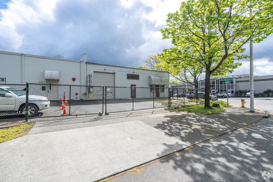 More Photos Of 4222-4226 6th Ave S, Seattle Manufacturing For Lease