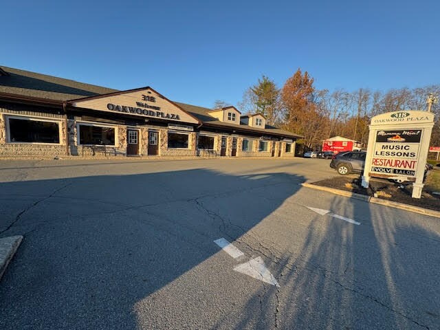 Primary Photo Of 318 Blooming Grove Tpke, New Windsor Township General Retail For Lease