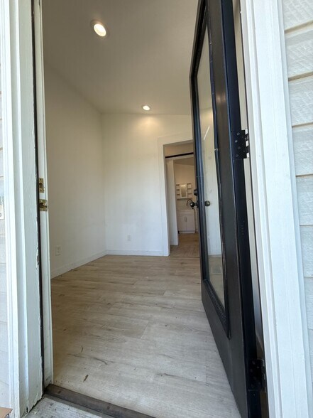 More Photos Of 356 N 100 W, Provo Office For Lease