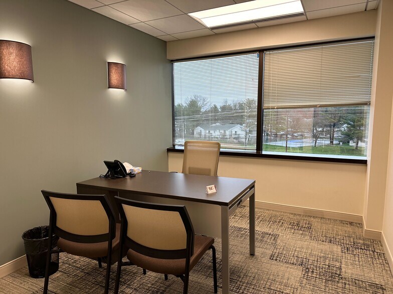 More Photos Of 12800 Middlebrook Rd, Germantown Office For Sale