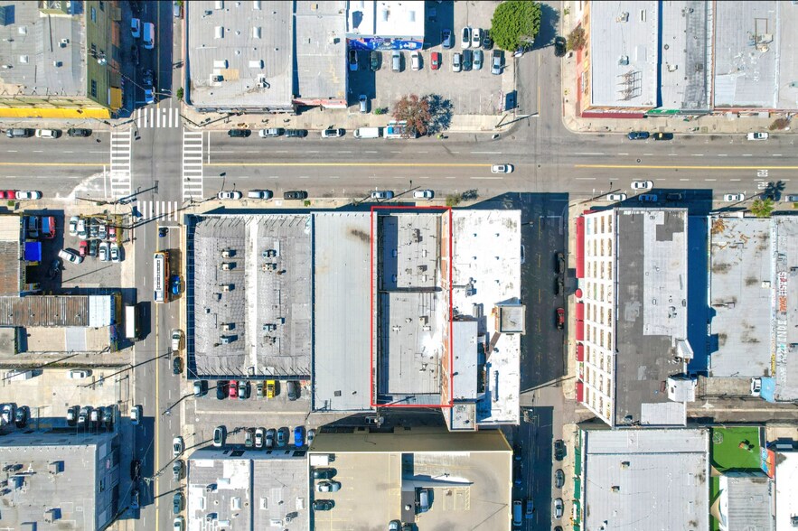 More Photos Of 1506 S Los Angeles St, Los Angeles Showroom For Lease