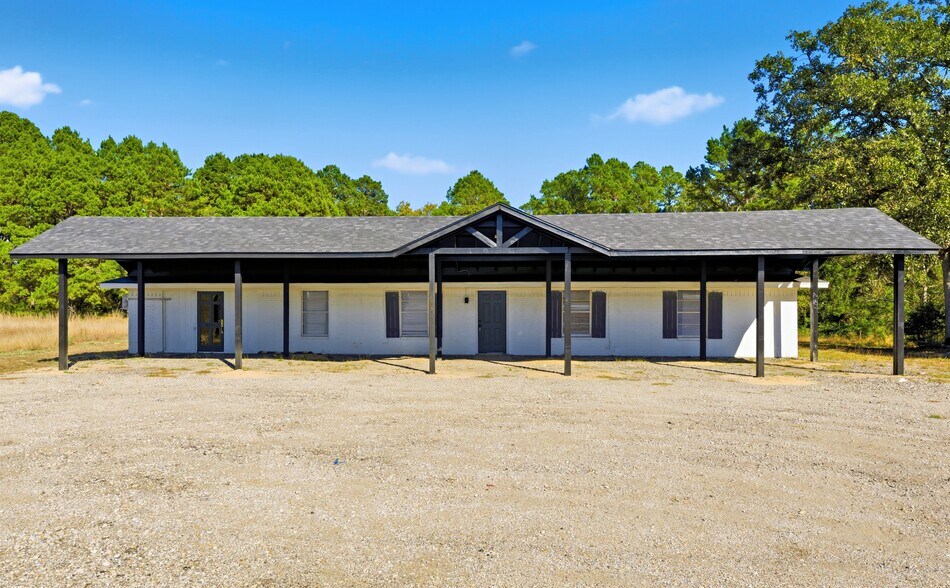 Primary Photo Of 19470 US Highway 69 N, Lindale Flex For Lease