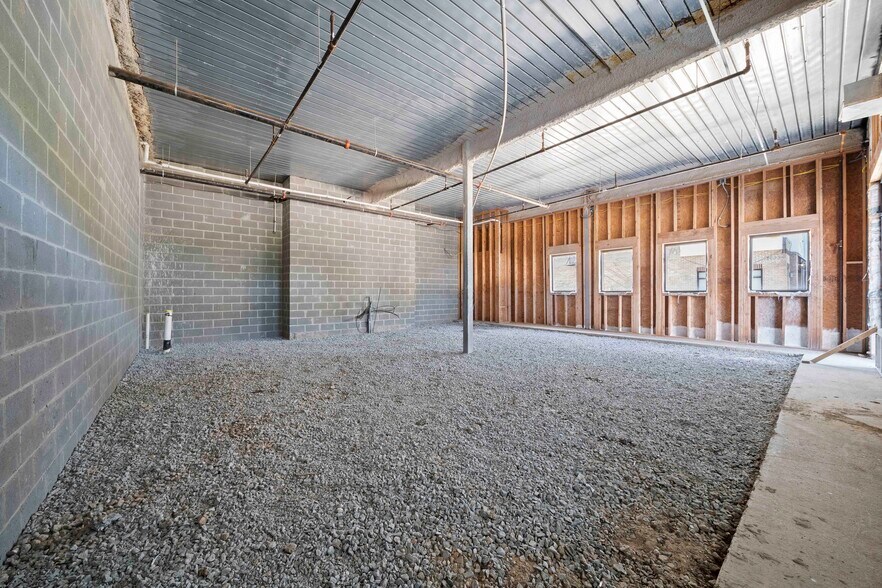 More Photos Of 2030 Main St NW, Atlanta Apartments For Sale