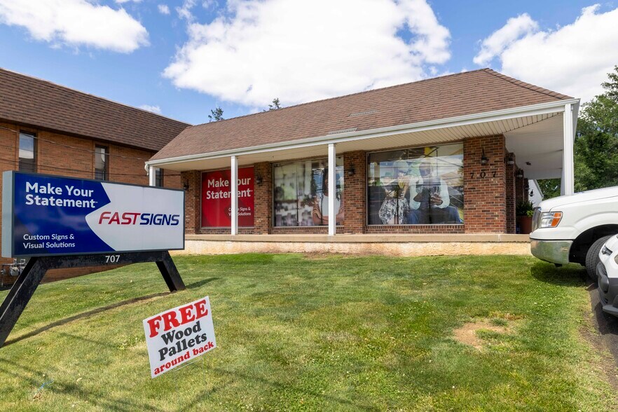 More Photos Of 707 Easton Rd, Willow Grove Freestanding For Sale