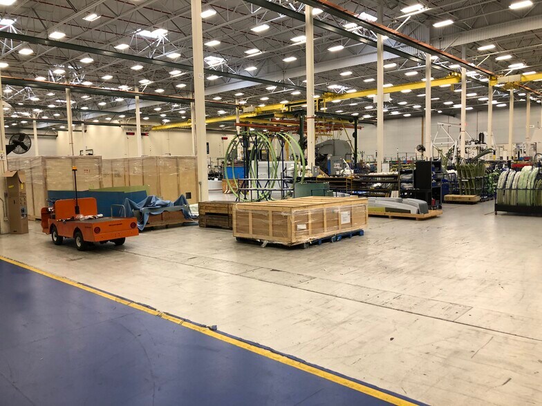 More Photos Of 2615 94th St SW, Everett Manufacturing For Lease