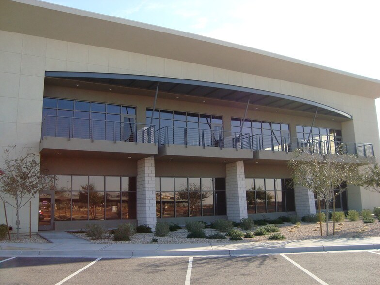 More Photos Of 2450 S Gilbert Rd, Chandler Office For Lease