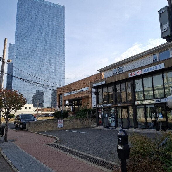 Primary Photo Of , Fort Lee General Retail For Sale