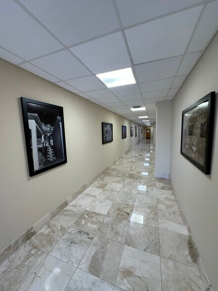 More Photos Of 824 US Highway 1, North Palm Beach Office For Lease