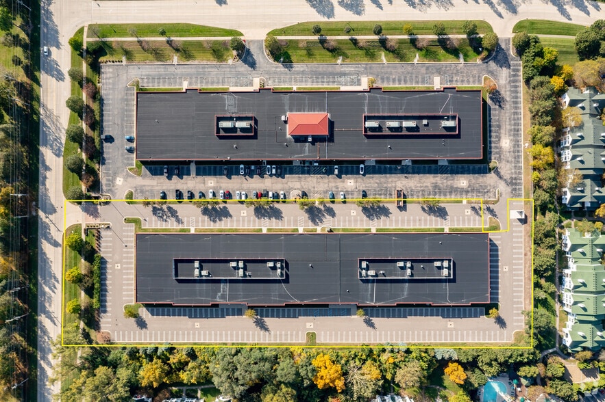 More Photos Of 25510 W 11 Mile Rd, Southfield Research And Development For Lease